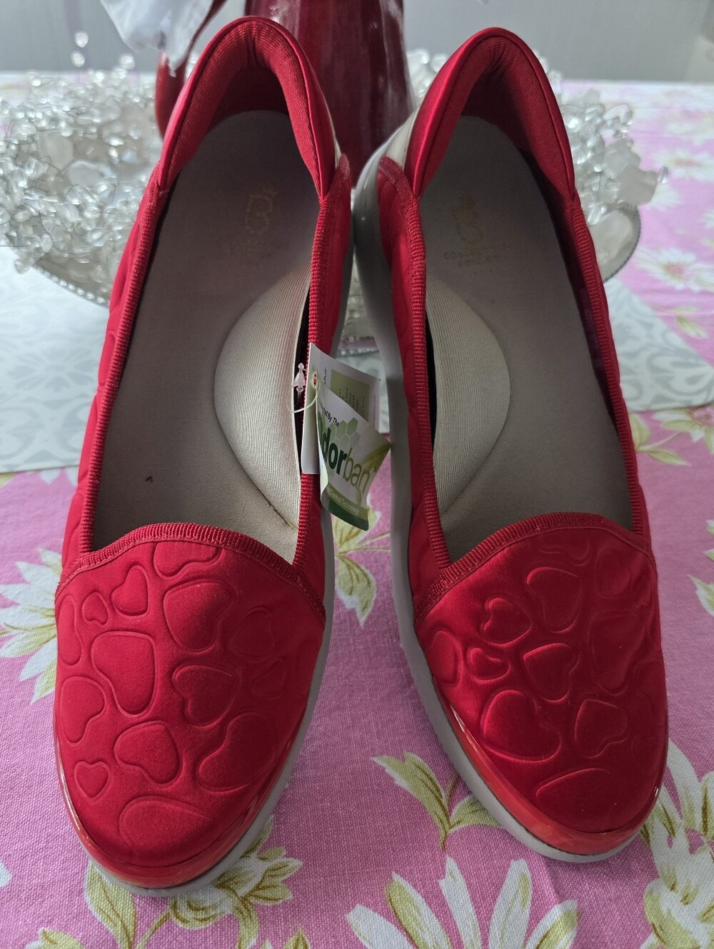 BZEEZ Women’s Red Slip-On Heart-Pattern Casual Shoes